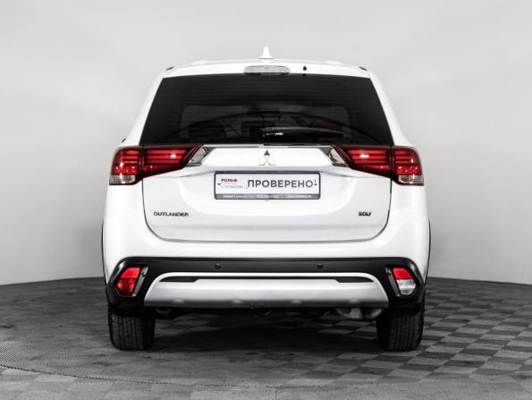 Mitsubishi Outlander III Рестайлинг 3 с пробегом 2020 года, цена 2 499 000 рублей, 81137 км, внедорожник, Автокод Объявления