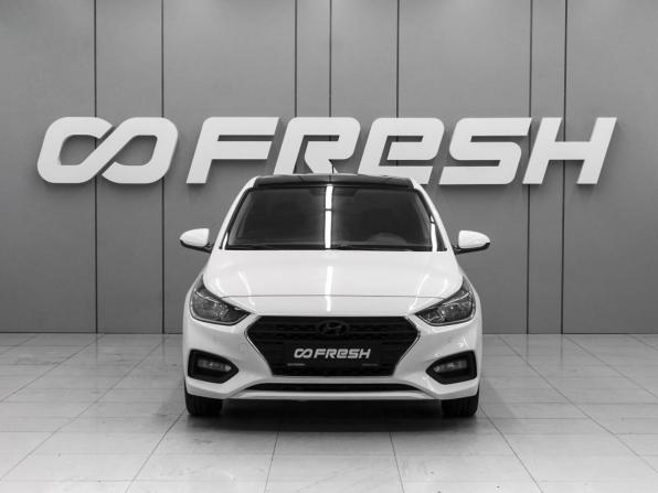 Hyundai Solaris II с пробегом 2019 года, цена 1 490 000 рублей, 90333 км, седан, Автокод Объявления
