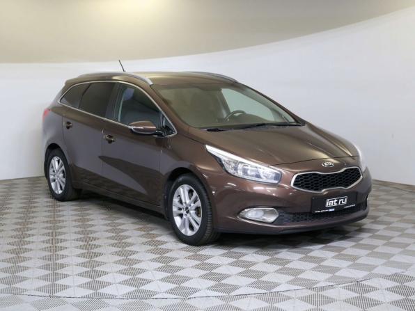 Kia Ceed II с пробегом 2014 года, цена 990 000 рублей, 250945 км, универсал, Автокод Объявления