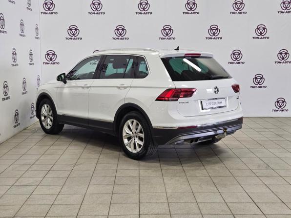 Volkswagen Tiguan II с пробегом 2017 года, цена 2 070 000 рублей, 217595 км, внедорожник, Автокод Объявления