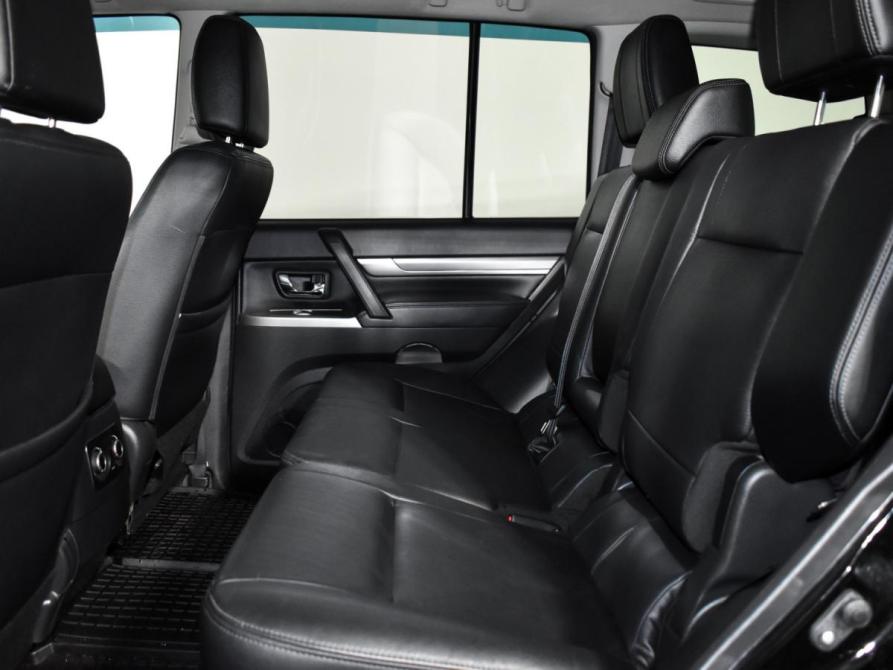 Mitsubishi Pajero IV Рестайлинг 2 Санкт-Петербург  - изображение 12
