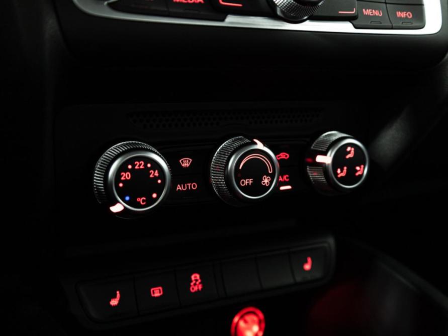 Audi A1 I (8X) Рестайлинг Санкт-Петербург  - изображение 16