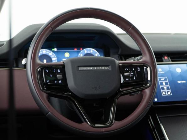 Land Rover Range Rover Evoque II Рестайлинг с пробегом 2024 года, цена 5 195 055 рублей, 21238 км, внедорожник, Автокод Объявления