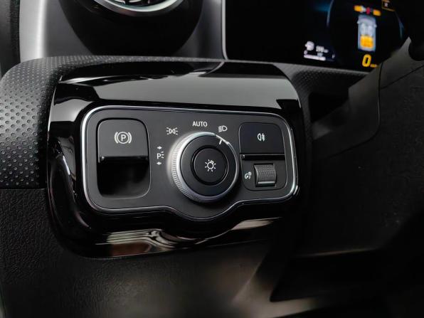 Mercedes-Benz A-Класс IV (W177) с пробегом 2019 года, цена 2 170 000 рублей, 102633 км, хэтчбек, Автокод Объявления
