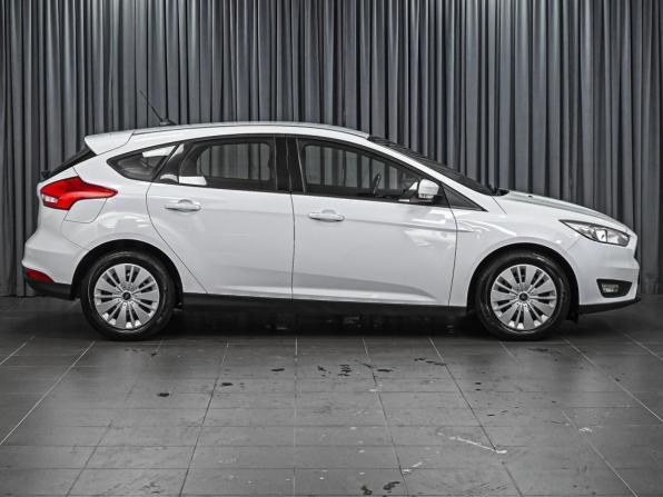 Ford Focus III Рестайлинг с пробегом 2018 года, цена 1 260 000 рублей, 101152 км, хэтчбек, Автокод Объявления