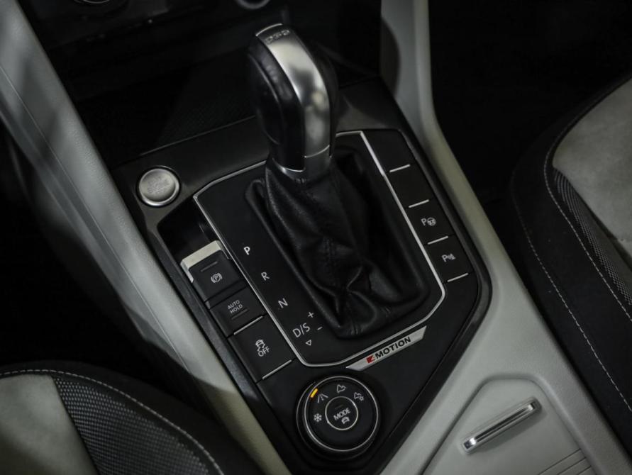 Volkswagen Tiguan II Санкт-Петербург  - изображение 17