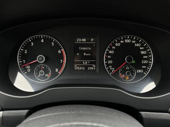 Volkswagen Jetta VI с пробегом 2012 года, цена 930 000 рублей, 175312 км, седан, Автокод Объявления