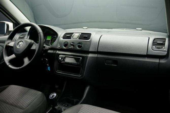 Skoda Fabia II Рестайлинг с пробегом 2013 года, цена 747 000 рублей, 149000 км, хэтчбек, Автокод Объявления