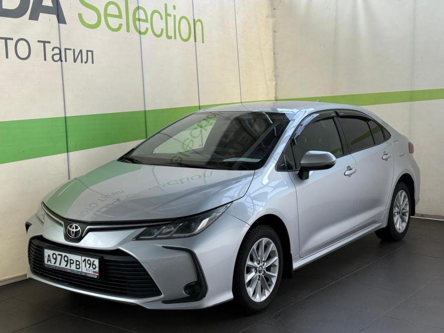Toyota Corolla XI (E160 E170 E180) Рестайлинг 1 Нижний Тагил  - изображение 1