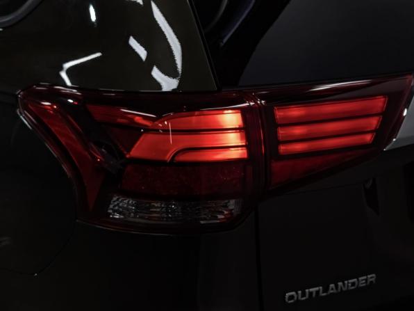 Mitsubishi Outlander III Рестайлинг 3 с пробегом 2020 года, цена 2 495 000 рублей, 100043 км, внедорожник, Автокод Объявления