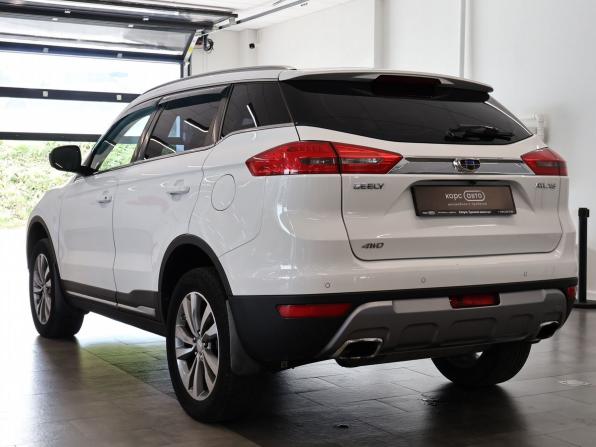 Geely Atlas I с пробегом 2018 года, цена 1 325 000 рублей, 147336 км, внедорожник, Автокод Объявления