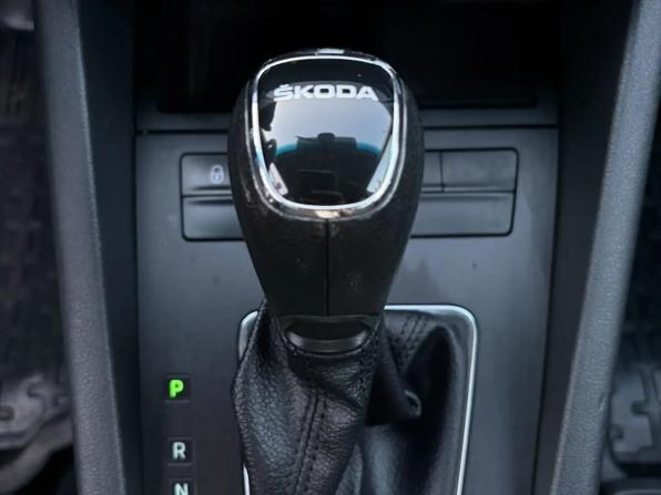 Skoda Octavia III (A7) Рестайлинг с пробегом 2018 года, цена 1 070 000 рублей, 176283 км, лифтбек, Автокод Объявления