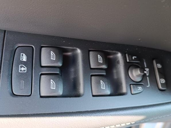 Volvo XC70 II с пробегом 2011 года, цена 1 388 000 рублей, 292526 км, универсал, Автокод Объявления