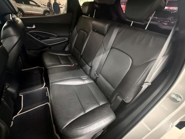 Hyundai Santa Fe III с пробегом 2014 года, цена 1 590 000 рублей, 235080 км, внедорожник, Автокод Объявления