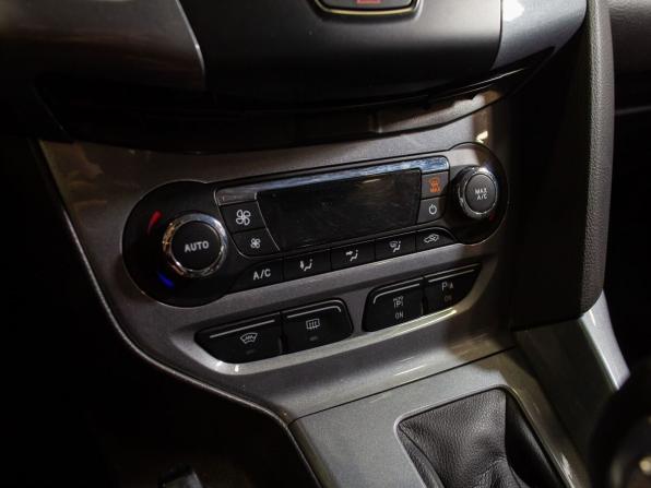 Ford Focus III с пробегом 2011 года, цена 845 000 рублей, 200774 км, хэтчбек, Автокод Объявления