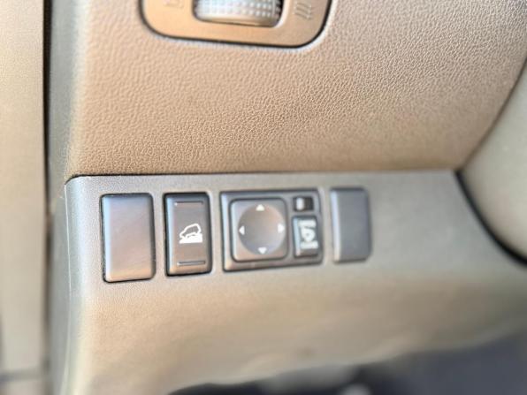 Nissan Pathfinder III Рестайлинг с пробегом 2012 года, цена 2 300 000 рублей, 50000 км, внедорожник, Автокод Объявления
