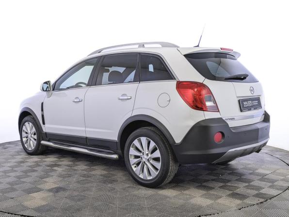 Opel Antara I Рестайлинг с пробегом 2014 года, цена 1 960 000 рублей, 32559 км, внедорожник, Автокод Объявления