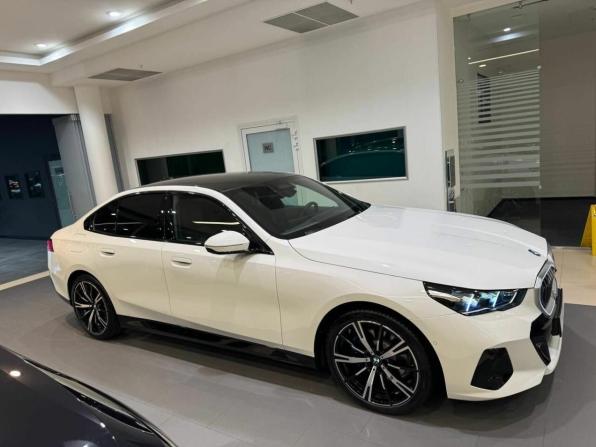 Новый BMW 5 серии VIII (G60/G61/G68) 2025 года, цена 10 949 900 рублей, седан, Автокод Объявления