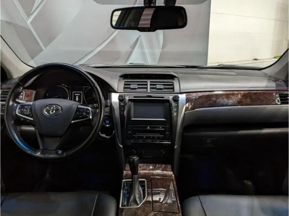Toyota Camry VII (XV50) Рестайлинг 2 с пробегом 2018 года, цена 2 195 000 рублей, 157000 км, седан, Автокод Объявления