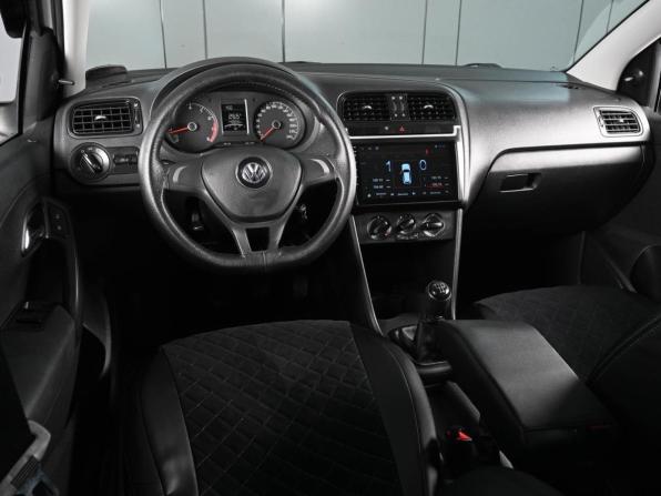 Volkswagen Polo V Рестайлинг с пробегом 2019 года, цена 1 279 000 рублей, 142656 км, седан, Автокод Объявления