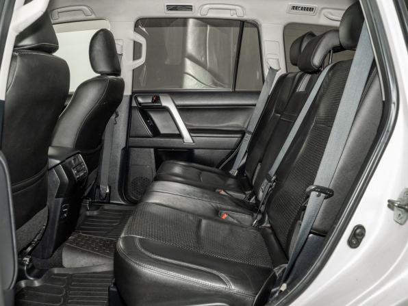 Toyota Land Cruiser Prado 150 Series Рестайлинг 1 с пробегом 2014 года, цена 3 500 000 рублей, 280000 км, внедорожник, Автокод Объявления