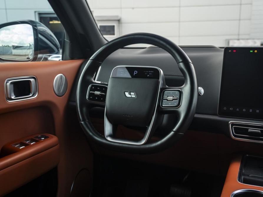 Li Auto (Lixiang) L9 I Москва  - изображение 13
