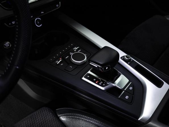 Audi A4 V (B9) с пробегом 2018 года, цена 2 439 700 рублей, 178742 км, седан, Автокод Объявления