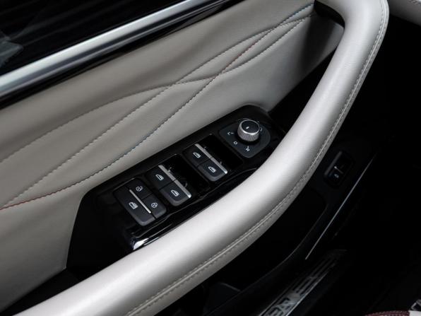 Geely Monjaro I с пробегом 2023 года, цена 3 149 000 рублей, 75864 км, внедорожник, Автокод Объявления