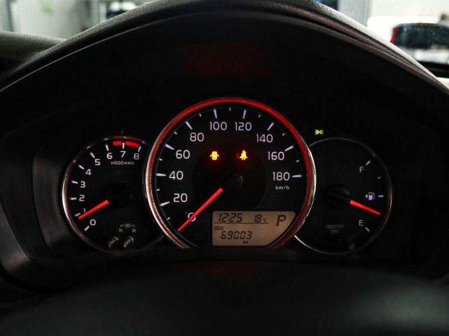 Toyota Corolla XI (E160 E170) Рестайлинг 2 Минеральные Воды  - изображение 17