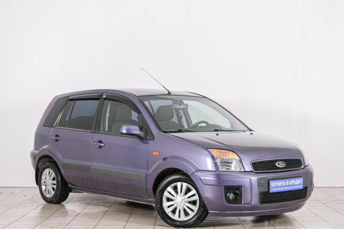 Ford Fusion I Рестайлинг с пробегом 2006 года, цена 459 000 рублей, 200000 км, хэтчбек, Автокод Объявления