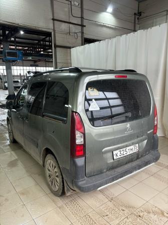 Peugeot Partner II Рестайлинг с пробегом 2012 года, цена 470 000 рублей, 219000 км, минивэн, Автокод Объявления