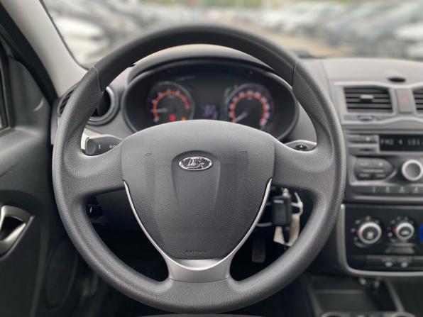 Lada (ВАЗ) Granta I Рестайлинг с пробегом 2022 года, цена 850 000 рублей, 30737 км, лифтбек, Автокод Объявления