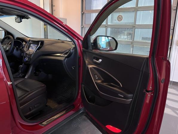 Hyundai Santa Fe III с пробегом 2014 года, цена 1 992 000 рублей, 120143 км, внедорожник, Автокод Объявления