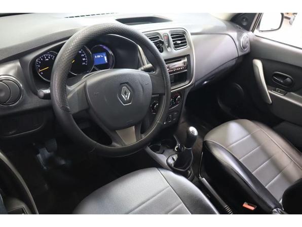 Renault Logan II с пробегом 2016 года, цена 706 000 рублей, 91779 км, седан, Автокод Объявления