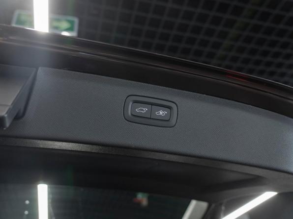 Volvo XC90 II Рестайлинг 2 с пробегом 2025 года, цена 9 950 000 рублей, 30 км, внедорожник, Автокод Объявления