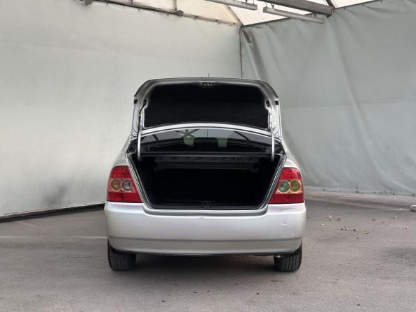 Toyota Corolla IX (E120 E130) Рестайлинг с пробегом 2005 года, цена 550 000 рублей, 322621 км, седан, Автокод Объявления