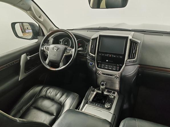 Toyota Land Cruiser 200 Series Рестайлинг 2 с пробегом 2015 года, цена 4 800 000 рублей, 199129 км, внедорожник, Автокод Объявления