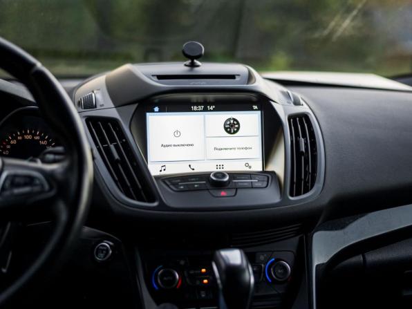 Ford Kuga II Рестайлинг с пробегом 2017 года, цена 1 390 000 рублей, 180505 км, внедорожник, Автокод Объявления