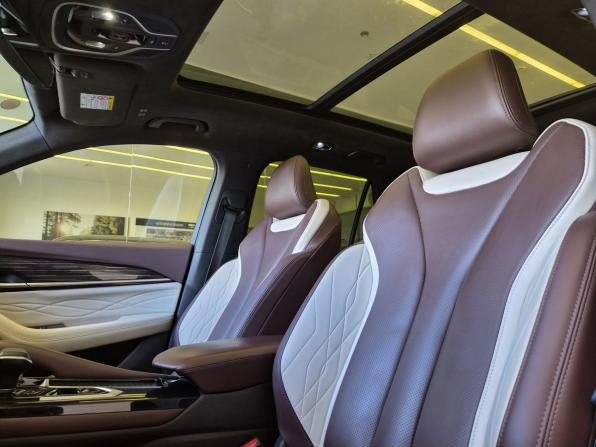 Geely Monjaro I с пробегом 2023 года, цена 2 720 000 рублей, 100000 км, внедорожник, Автокод Объявления