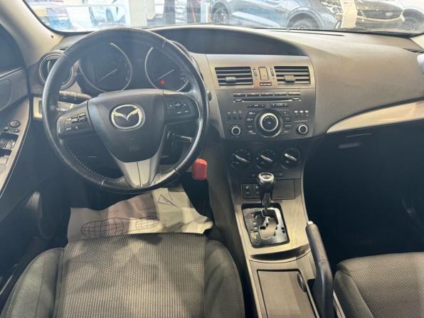 Mazda 3 II (BL) Рестайлинг с пробегом 2012 года, цена 999 000 рублей, 235000 км, хэтчбек, Автокод Объявления