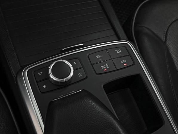 Mercedes-Benz M-Класс III (W166) с пробегом 2012 года, цена 1 894 000 рублей, 222775 км, внедорожник, Автокод Объявления