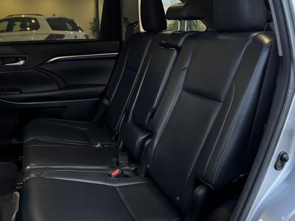 Toyota Highlander III (XU50) с пробегом 2015 года, цена 2 640 000 рублей, 189271 км, внедорожник, Автокод Объявления