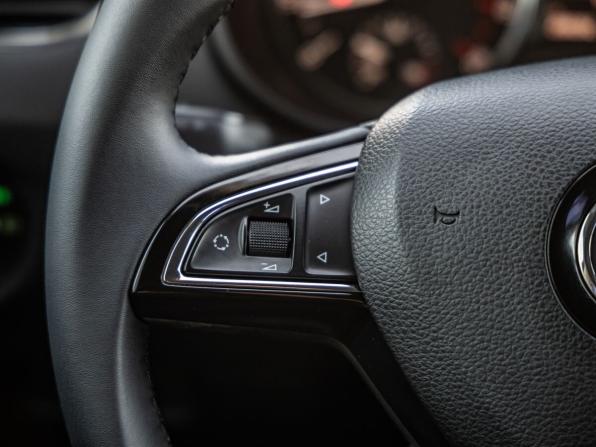 Skoda Octavia III (A7) с пробегом 2014 года, цена 1 048 000 рублей, 298092 км, лифтбек, Автокод Объявления