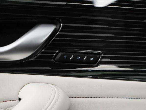 Geely Monjaro I с пробегом 2023 года, цена 3 377 077 рублей, 43138 км, внедорожник, Автокод Объявления