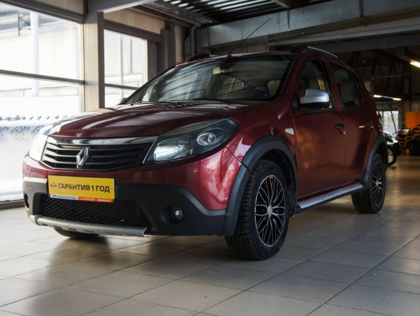 Renault Sandero II с пробегом 2013 года, цена 499 000 рублей, 88133 км, хэтчбек, Автокод Объявления