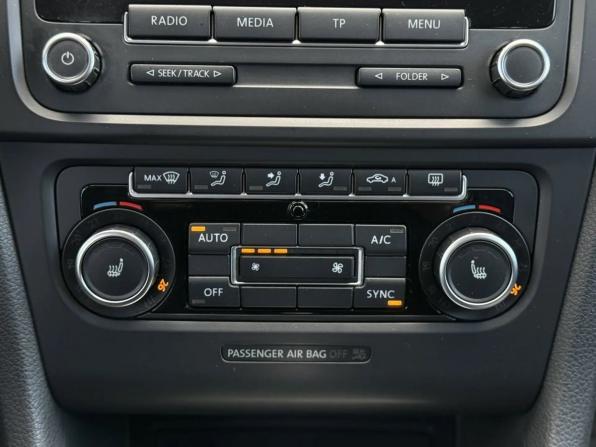 Volkswagen Golf VI с пробегом 2012 года, цена 820 000 рублей, 301442 км, хэтчбек, Автокод Объявления