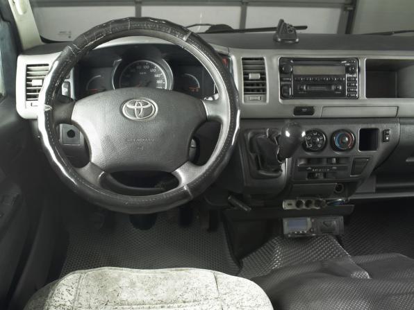 Toyota HiAce H200 с пробегом 2008 года, цена 1 465 995 рублей, 290870 км, минивэн, Автокод Объявления