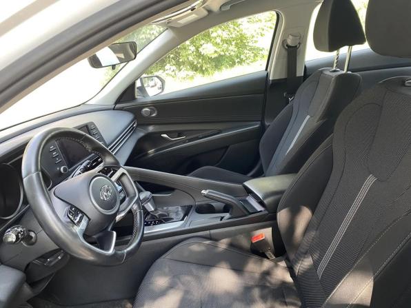 Hyundai Elantra VII (CN7) с пробегом 2021 года, цена 1 665 000 рублей, 147296 км, седан, Автокод Объявления