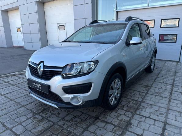 Renault Sandero II с пробегом 2018 года, цена 1 100 000 рублей, 106756 км, хэтчбек, Автокод Объявления
