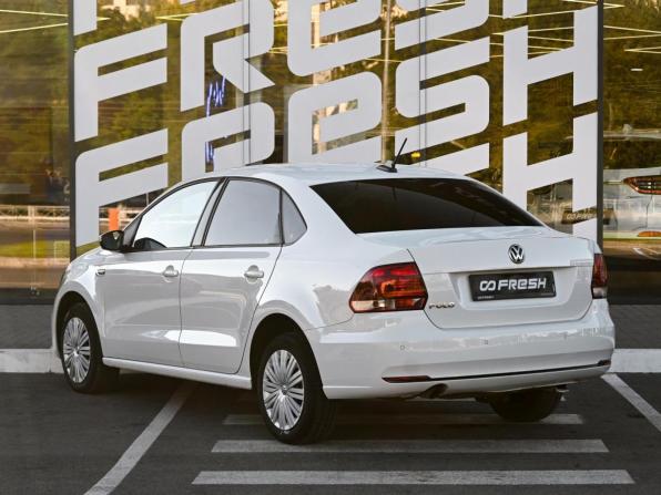 Volkswagen Polo V Рестайлинг с пробегом 2020 года, цена 1 409 000 рублей, 71553 км, седан, Автокод Объявления